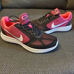 New Womens Nike Revolution 3 Running Sneaker